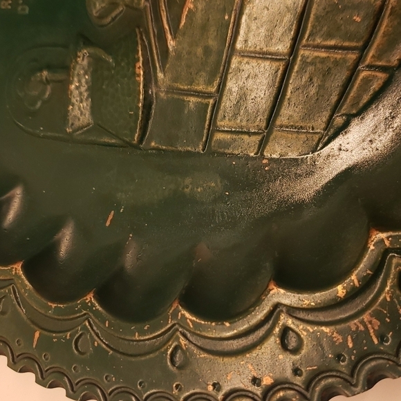 VINTAGE Set of 3 Pewter Hanging Decorative Plates Green Gold 'Ricordo D'Abruzzo' - Picture 10 of 11